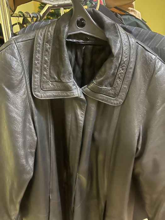 Женская одежда плащ кожаный