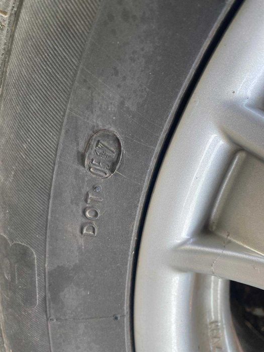 vand cauciucurile 205/55/16