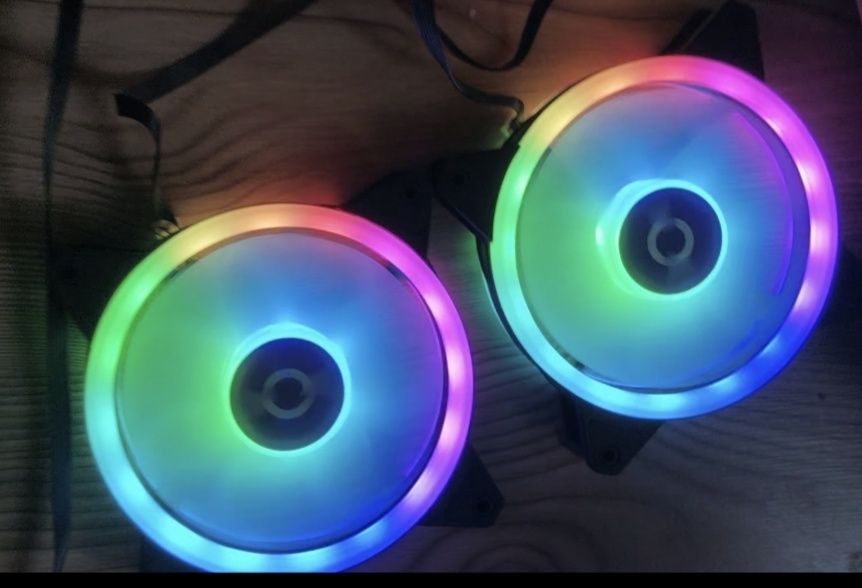 Set de 4 ventilatoare aqirys RGB