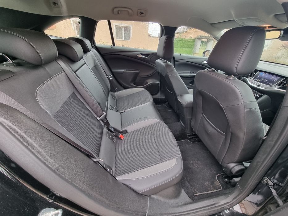 Opel astra k 1.5 d 122 cp  54000 km bi xenon led matrix Nav