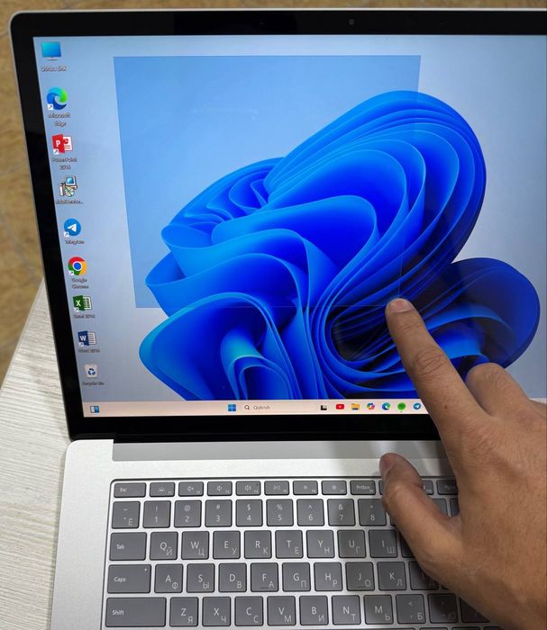 Microsoft Surface Laptop 3 silver biznes loptob ekranisensir 2.5 K