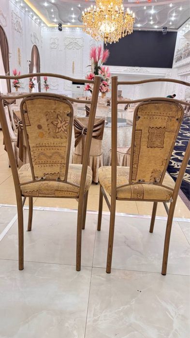 Стуллар сотилади