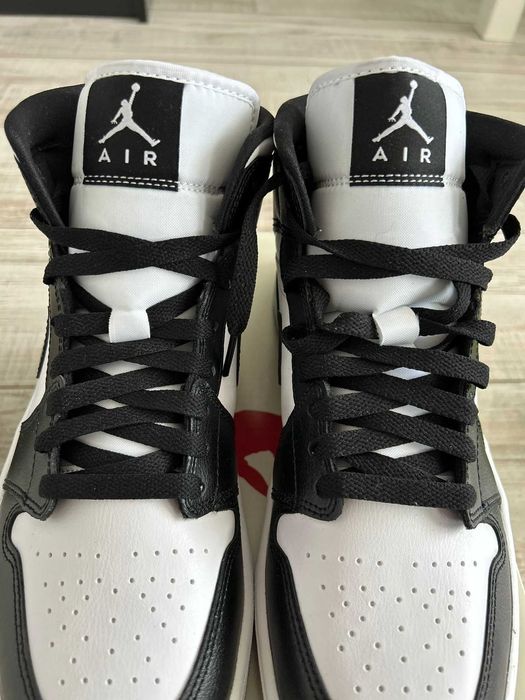 Air Jordan 1 mid Panda 42 originali