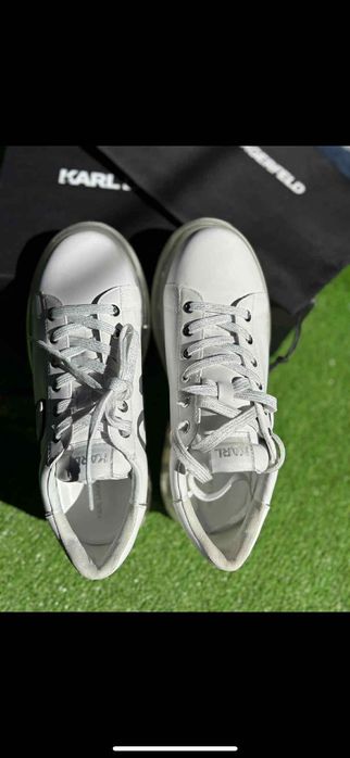 Оригинални обувки