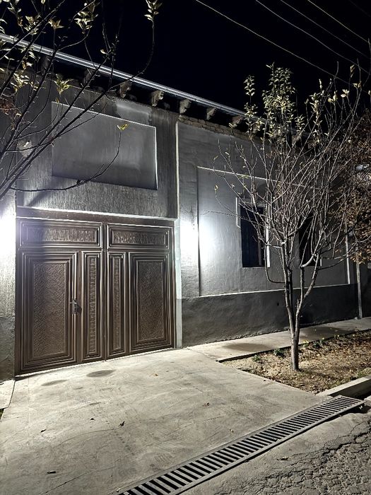 Uchaska sotiladi Nazarbek ittifoqda shikarni mahalada!