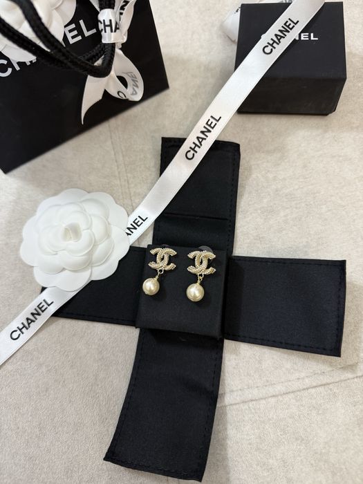 Серьги Шанель с упаковкой