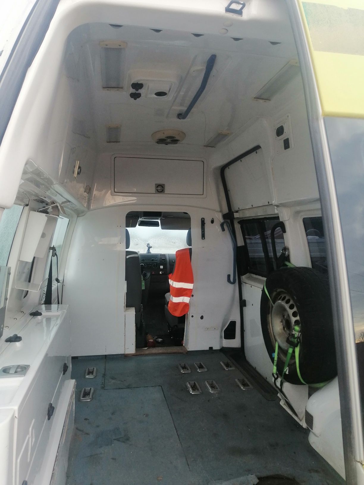 Vw T5 înalt ambulanță camper autorulota