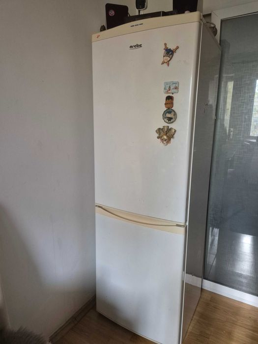 Combina frigorifica arctic