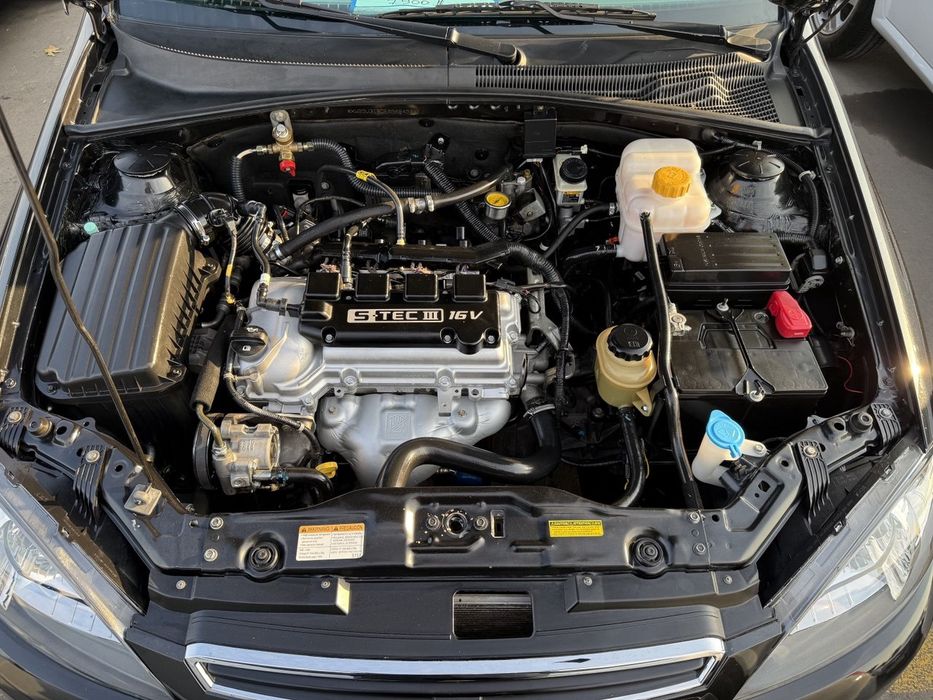 Продам жентра 2014 года механика