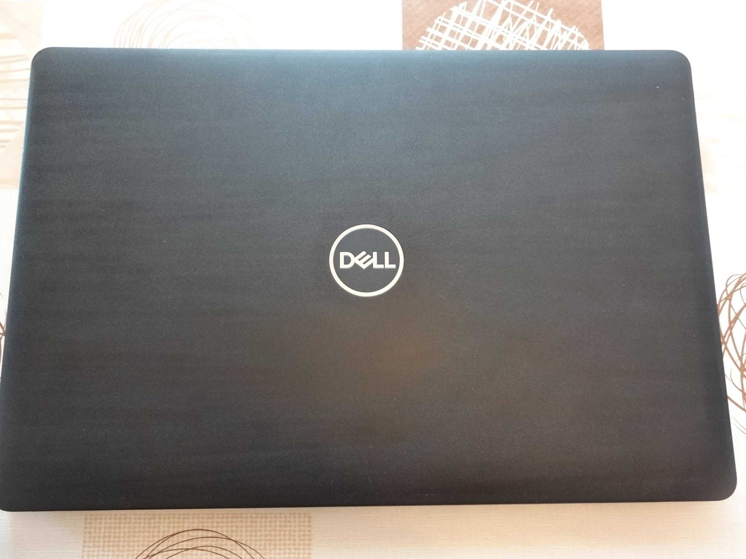 Лаптоп DELL Latitude 3580 i5-7200U 2.5GHz/RAM 8GB DDR4/SSD 128GB