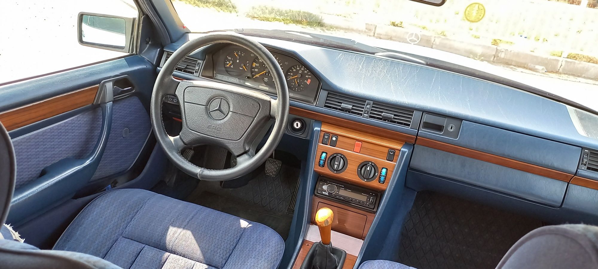 Mersedes Benz W124  E klas заводской ешка срочно пул зарил