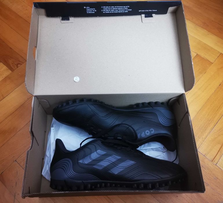 Vand Adidas Copa