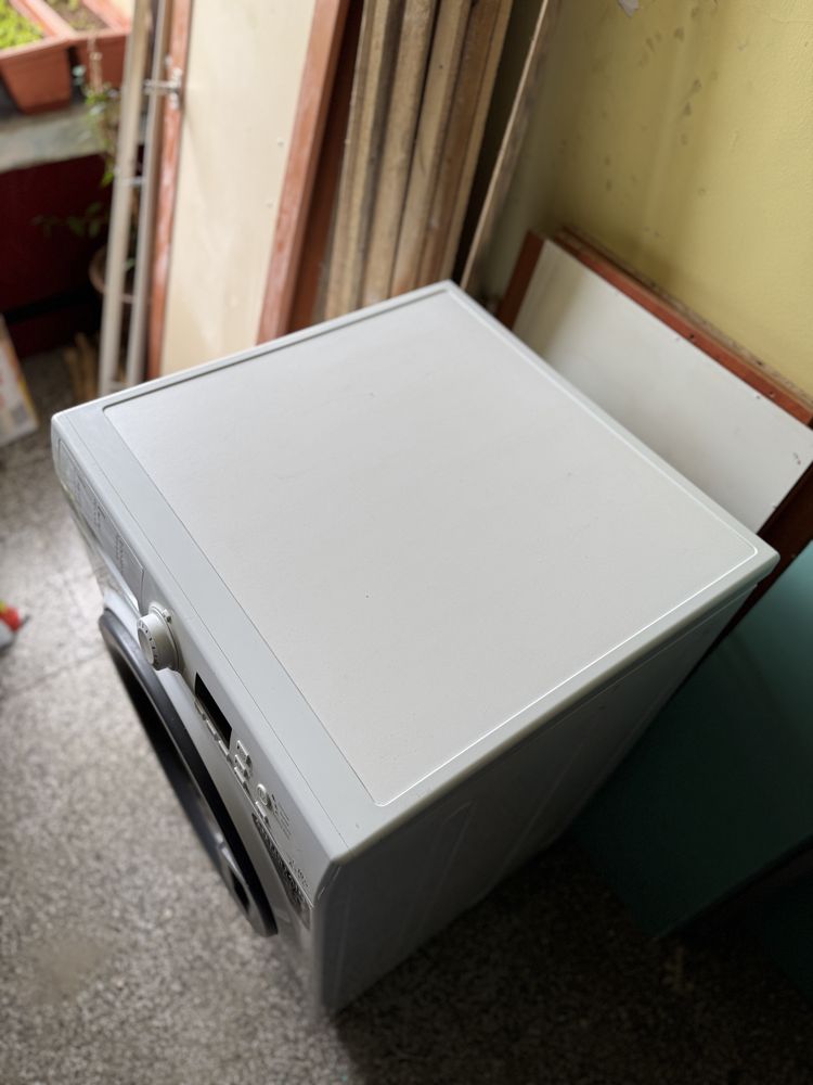 Пералня Hotpoint Ariston FMG 1023 - за части