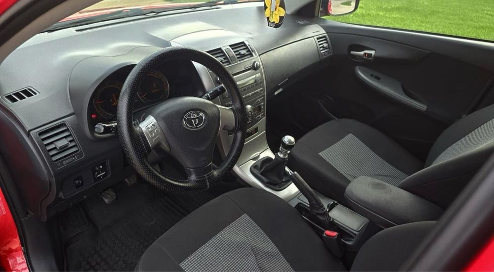 Toyota Corolla 2007 cu motor diesel 2.0 D-4D