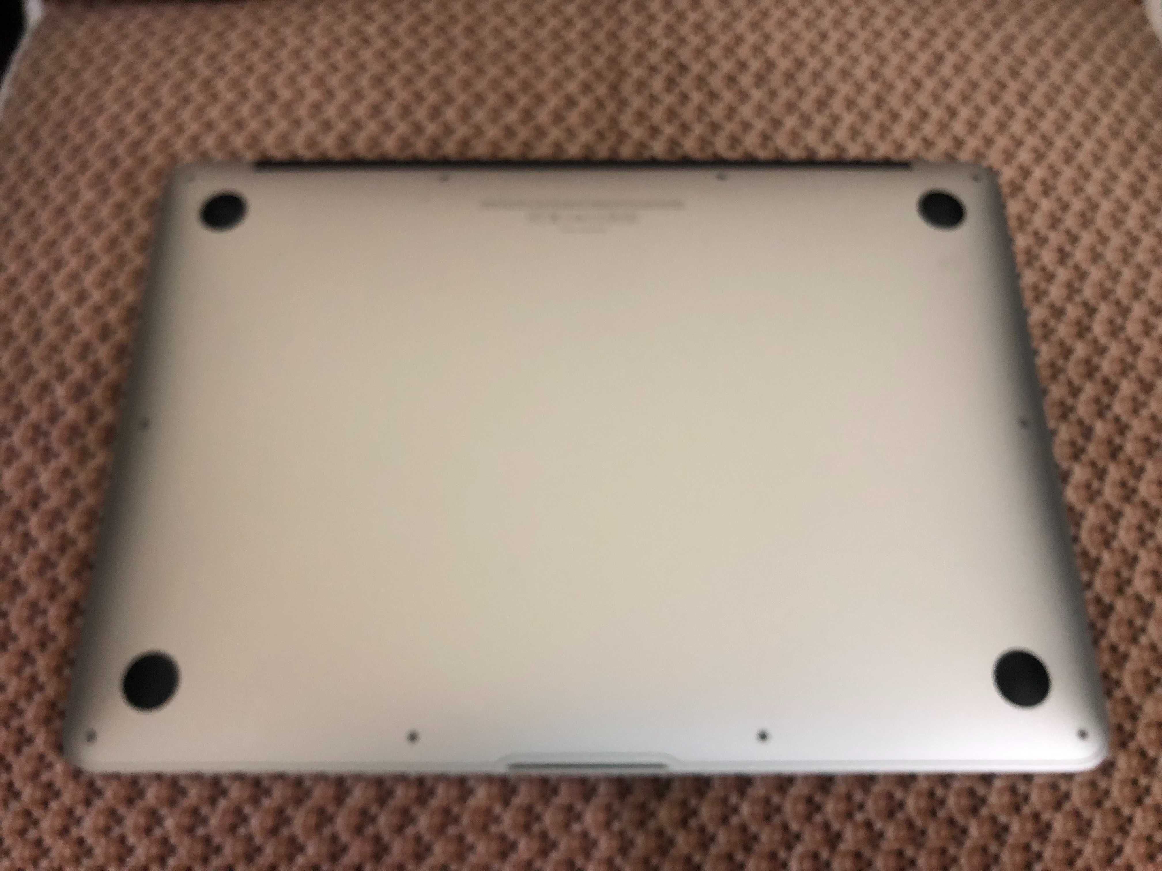 MacBook Air 13 2010-2011 A1369, i5 1,7 GHz, 4 GB, SSD 128 GB