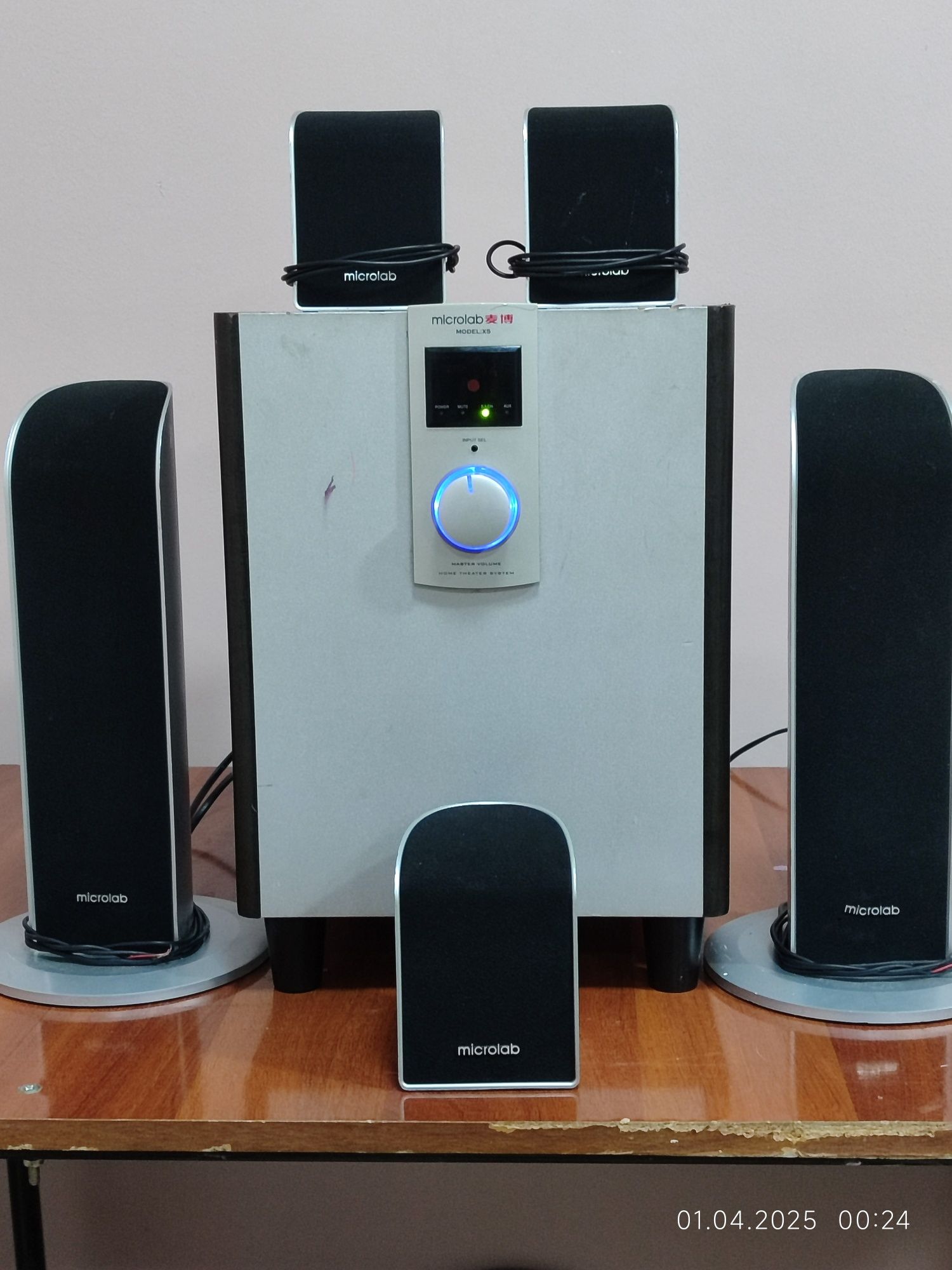 Microlab x5 sotiladi
