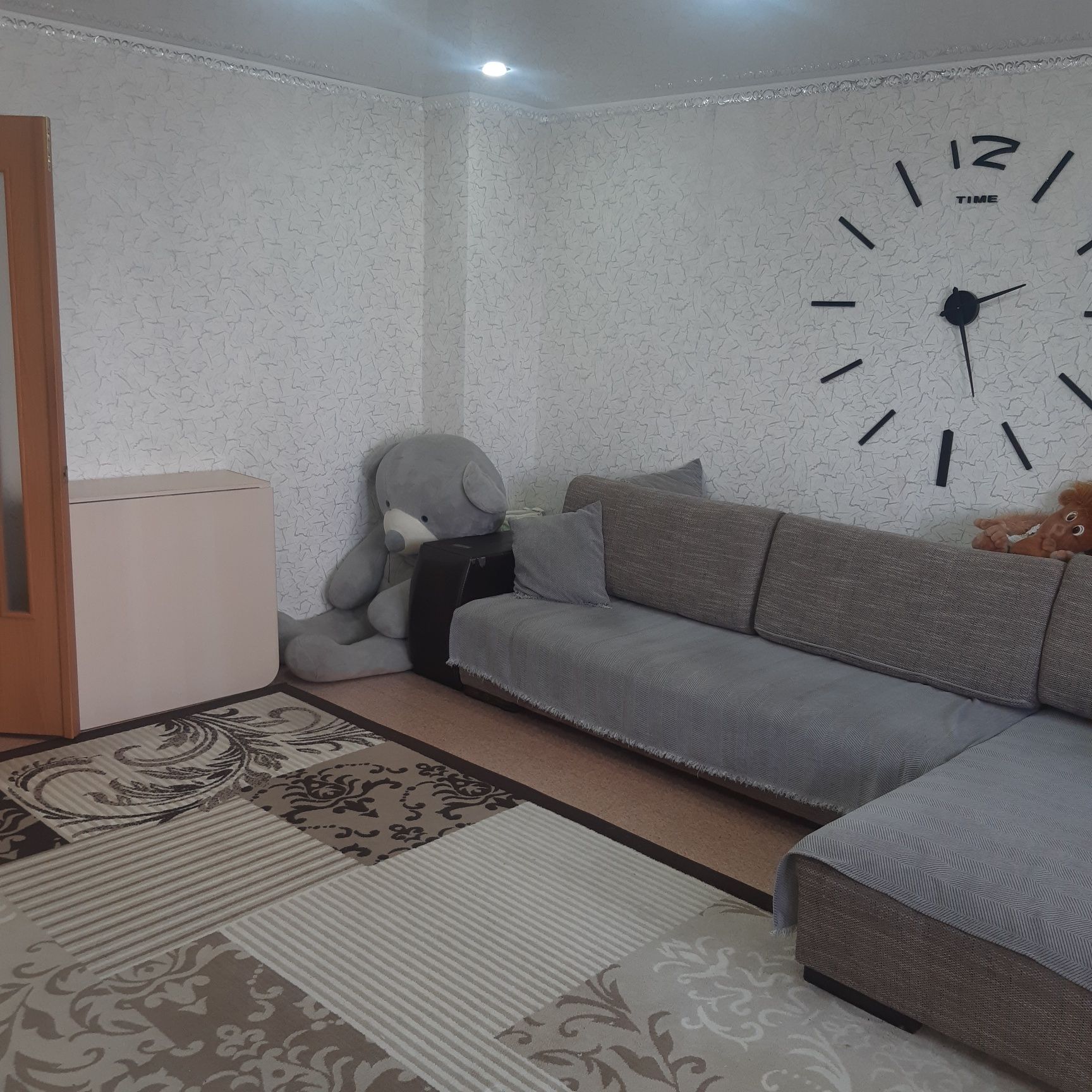 Продам улучшенную 3хкомнатную квартиру