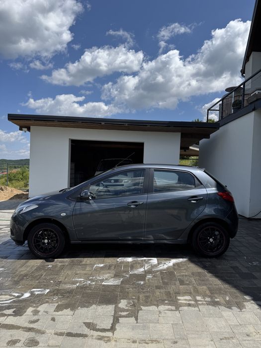 mazda 2 2008 1.3 benzina 114000 km