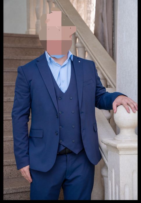 Продам мужской костюм