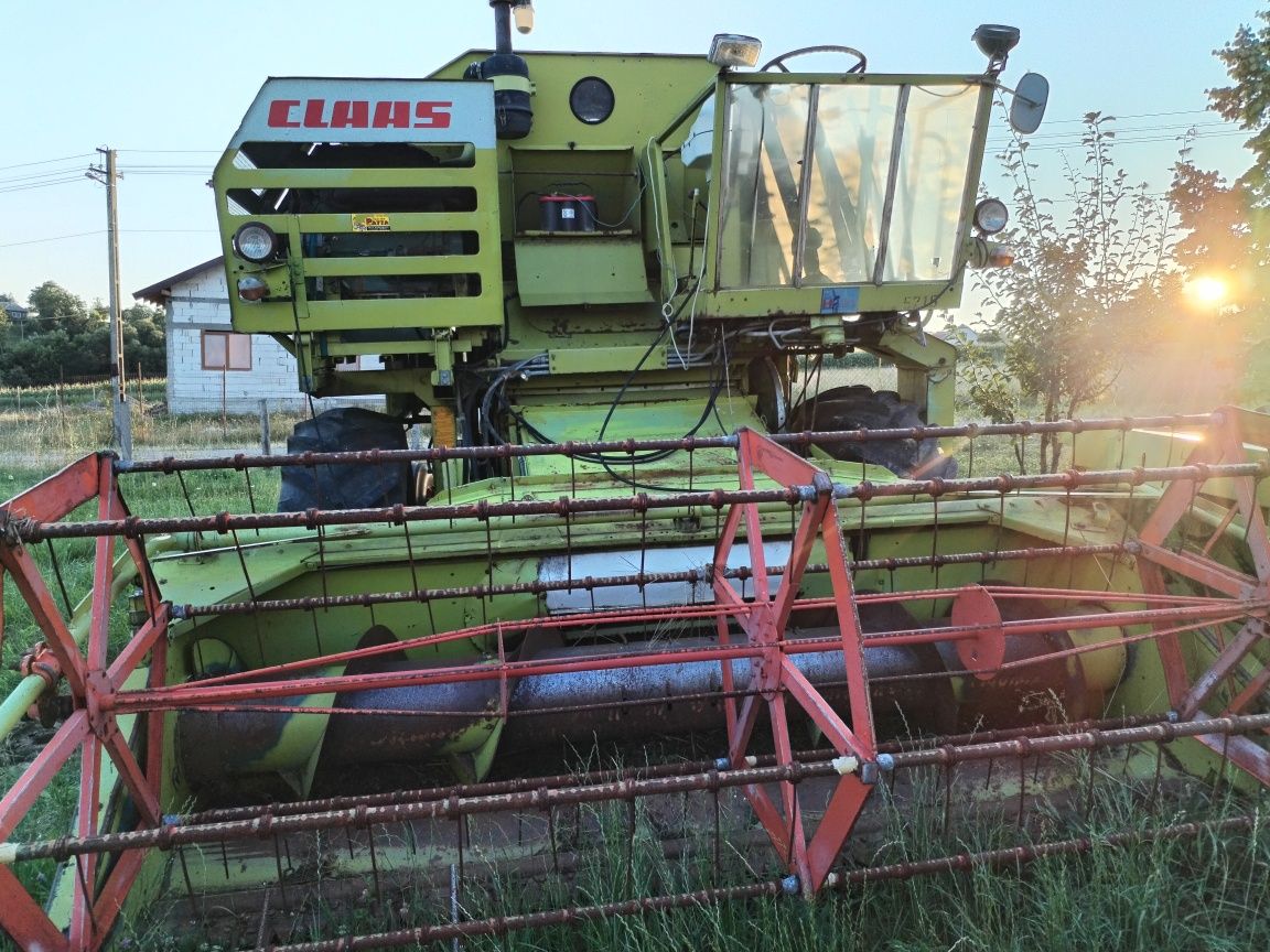 Combina Claas Consul masa 3 m, motor Mercedes, de panta