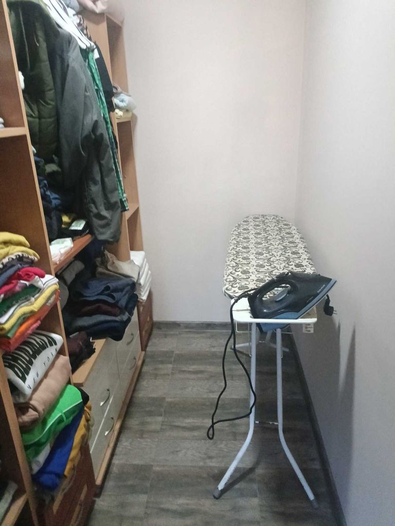 Продава се Къща в Разград, Орел - 190 кв.м за 1342 €/кв.м - Снимка #12