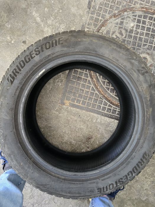 Bridgestone blizzak 225 55 17 LM005