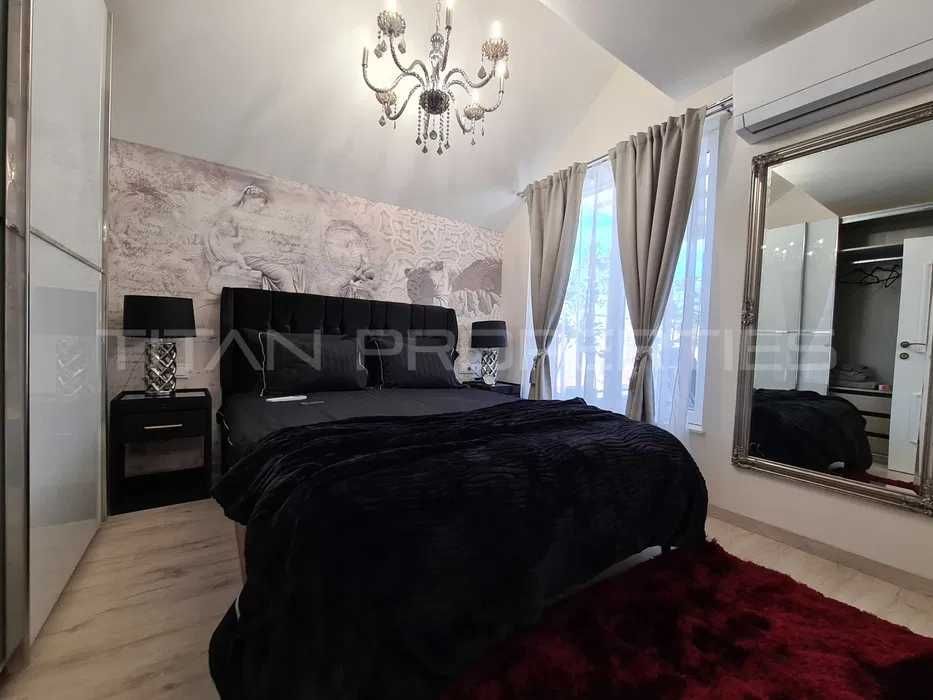 Продава се Тристаен апартамент в Пловдив, Съдийски - 110 кв.м за 2591 €/кв.м - Снимка #4