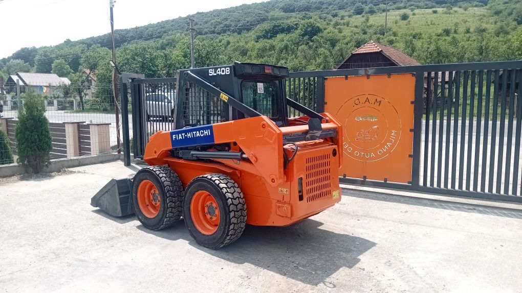 Miniincarcator Fiat hitachi 2100 kg