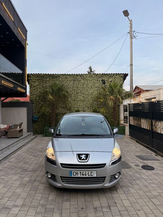 Peugeot 5008 ‼️7 locuri Importantă Franta acte valabile stare buna preț mic și fix‼