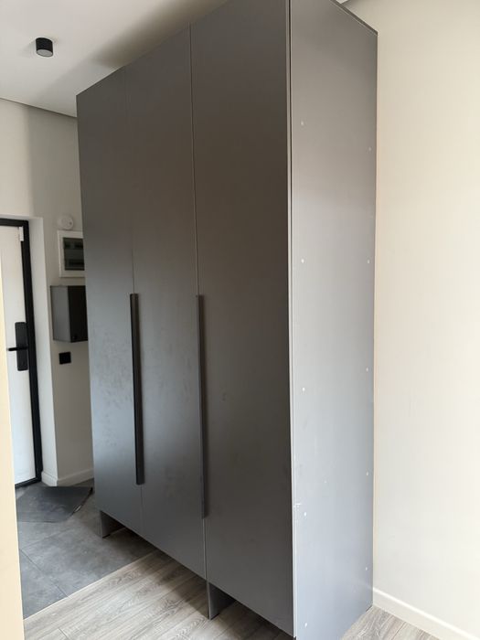 Продам шкаф 250*150