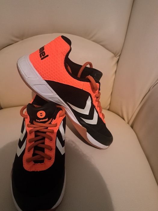 Adidasi Hummel nr 38