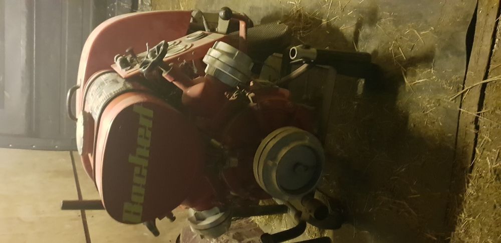 Motopompa vand schimb cu auto