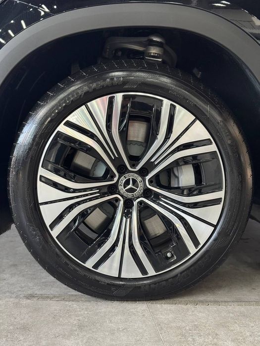 Mercedes benz eqe500 suv 2024 v nalichii