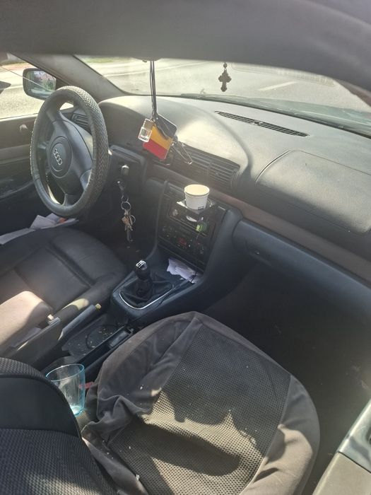 Audi A4 / 2000 / 90 cp