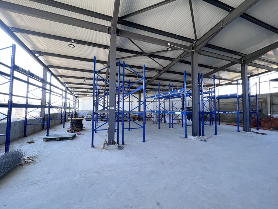 Стелажи за склад палета по 1400 кг