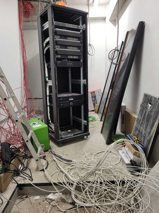 Монтаж и настройка сети: интернет, Wi-Fi, телефония