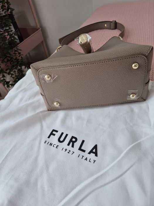 Чанта FURLA Iride в бежово