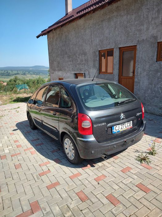 Vând Citroen Xara Picasso