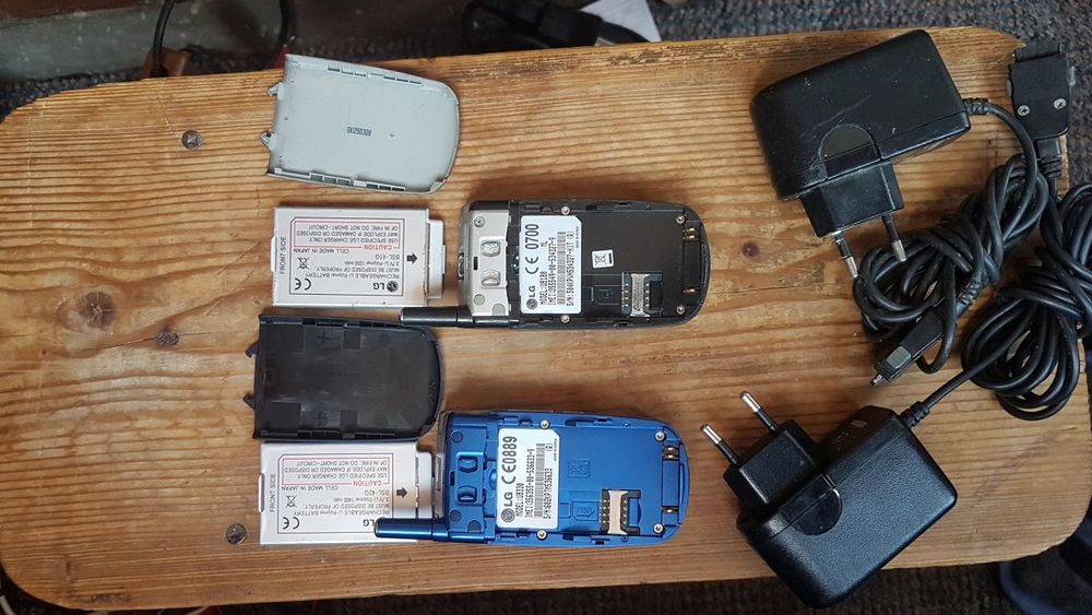 Telefoane LG 8130 si LG 8330