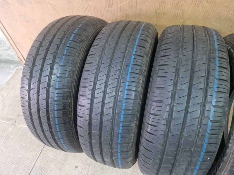 4 Hankook R15 C 215/65/ Pneuri Bun de vară DOT1719