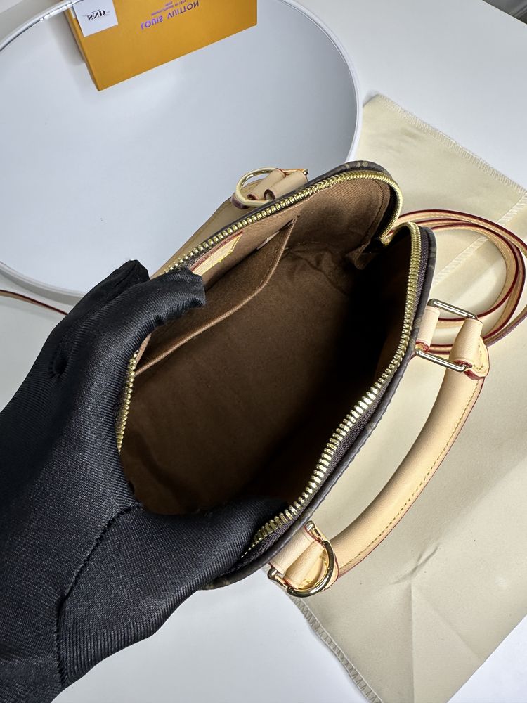 Geanta Louis Vuitton Alma BB piele canvas 100% cadou