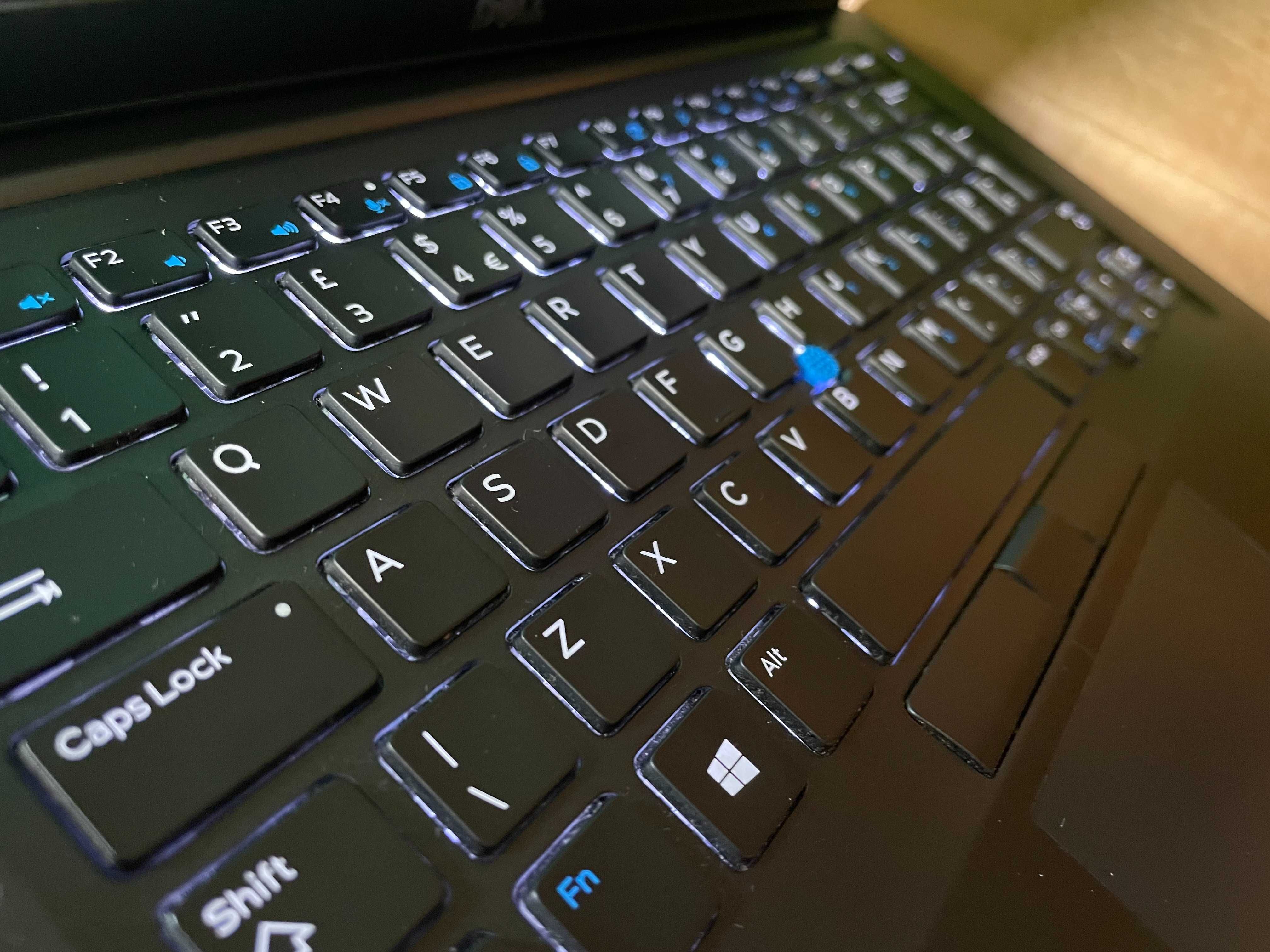 Dell Latitude 7480 - 14'', 16GB RAM, i5-7300U, НОВА БАТЕРИЯ, 128GB SSD