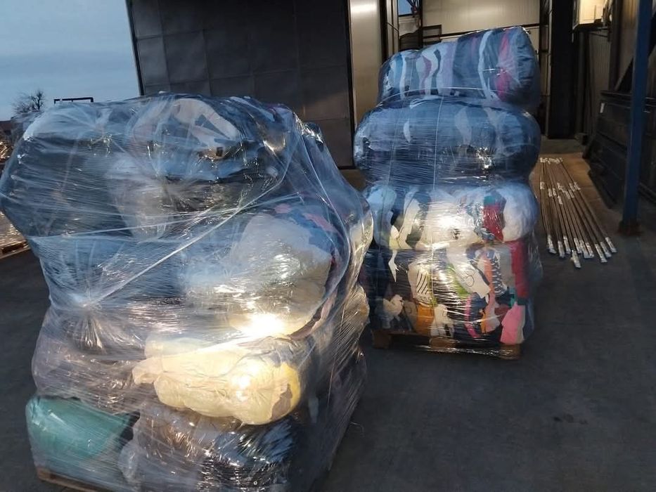 Дрехи на едро втора употреба