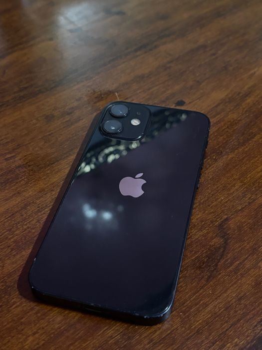 iPhone 12 mini на ноутбук