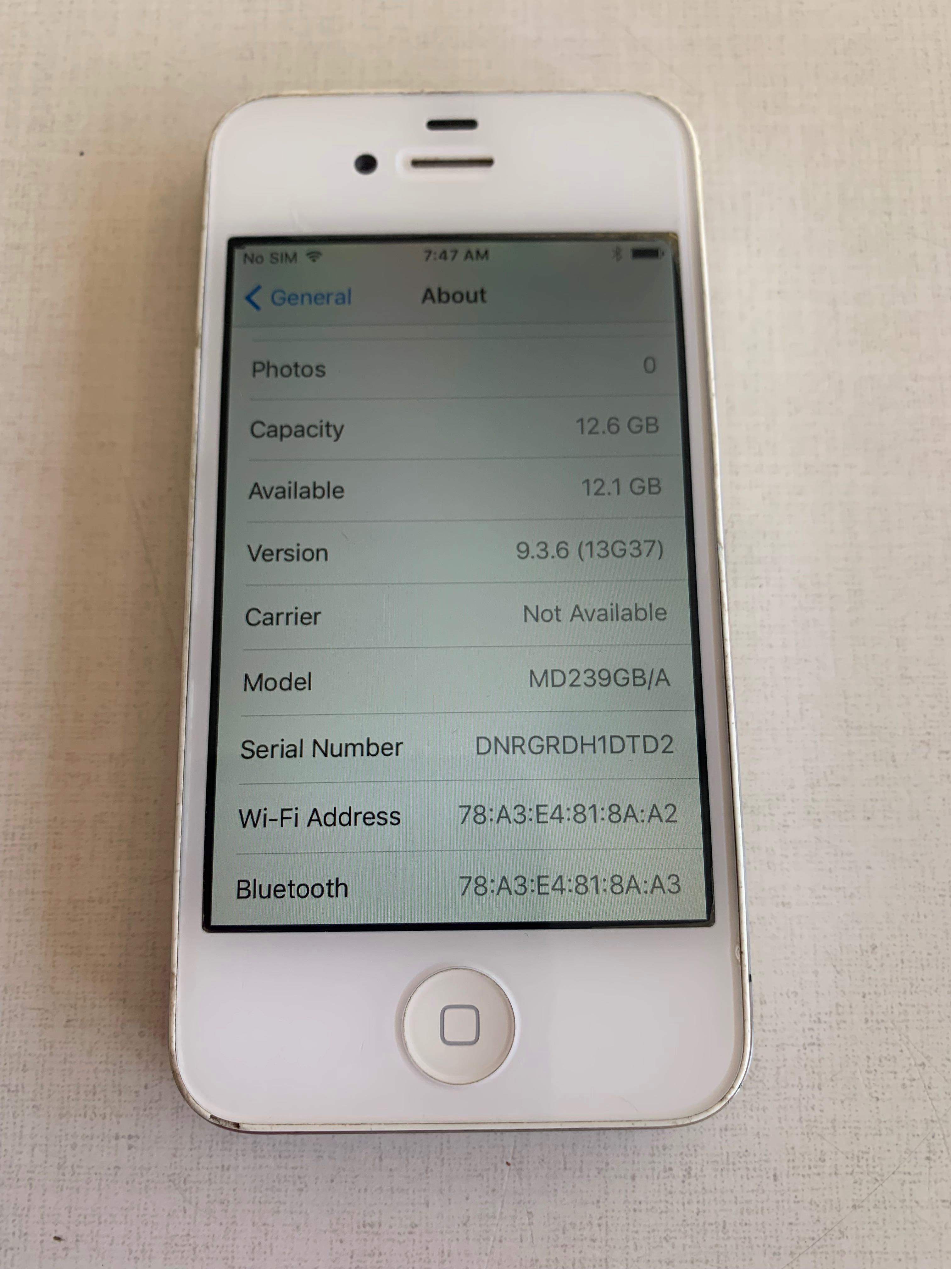 IPhone 4S - 16GB модел:А 1387