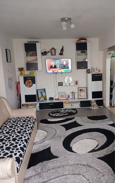 Vand apartament 2 camere