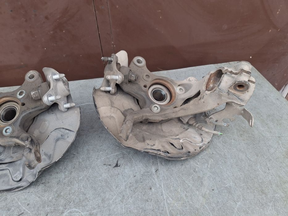 Fuzeta față Vw Golf 7 Leon A3 Octavia 2012+ rulment/Abs