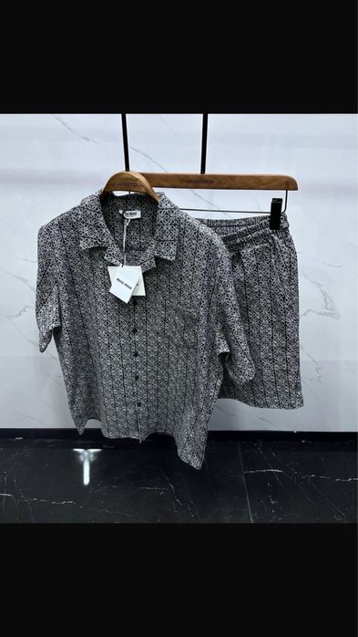 Compleu louis vuitton