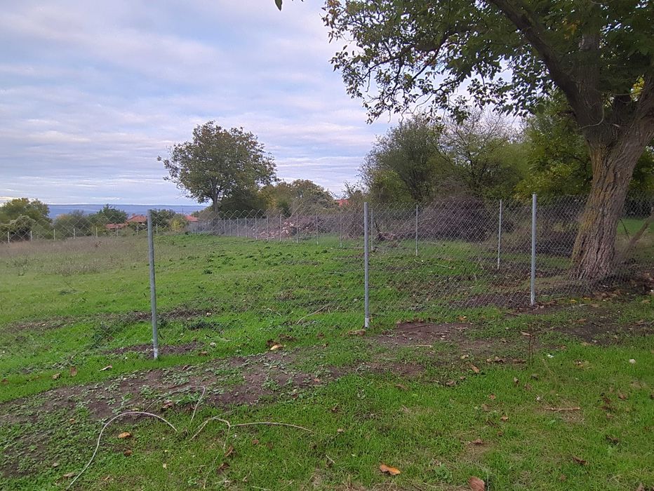 Имот в с. Бързица, общ. Провадия