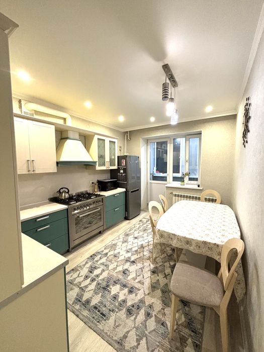 2х ком квартира район Зигзаг